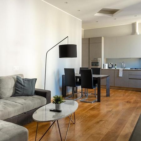 5 Min Duomo Luxury Home In Brera Design District Μιλάνο Εξωτερικό φωτογραφία